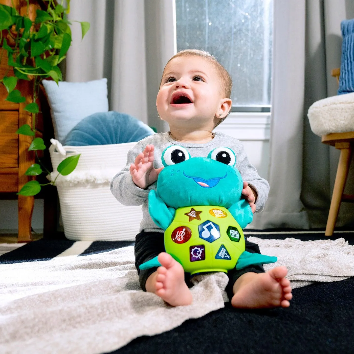 Baby Einstein Neptune’s Cuddly Composer™ Musical Discovery Toy