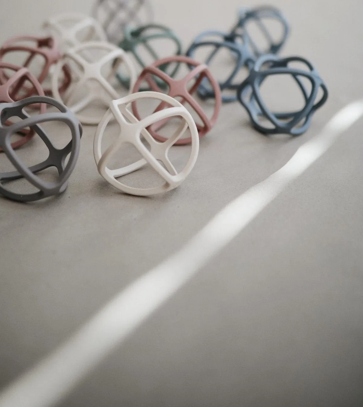Ball Teether (Dove Gray)